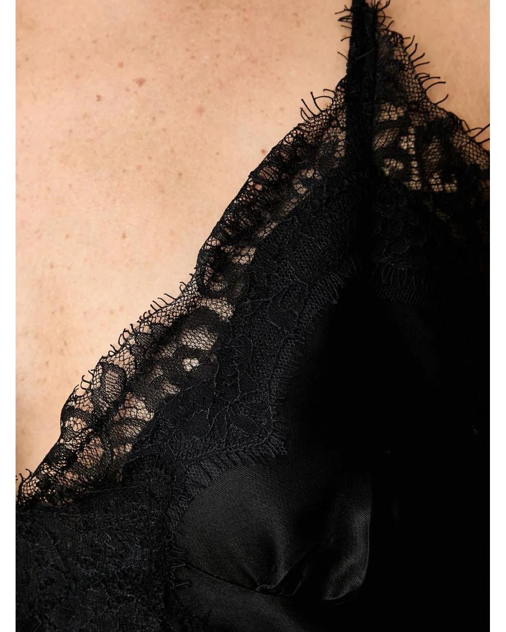 Bardot Asymmetrische Top in het Black