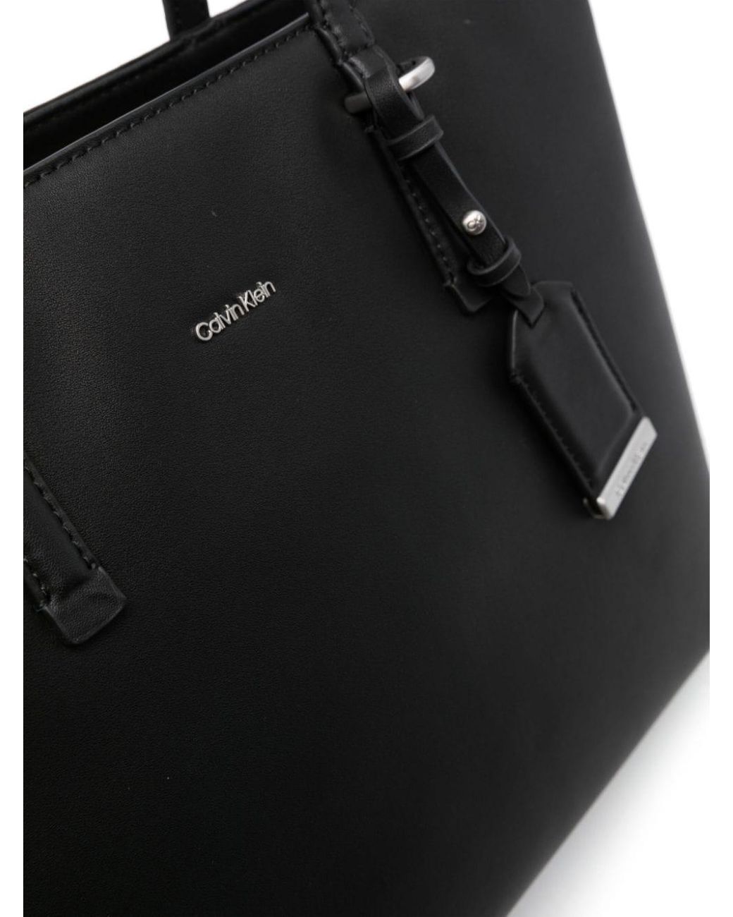 Calvin Klein Must Logo-plaque Tote Bag in Black