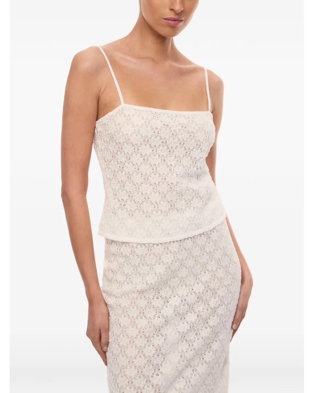 12 STOREEZ White Primrose Lace Top