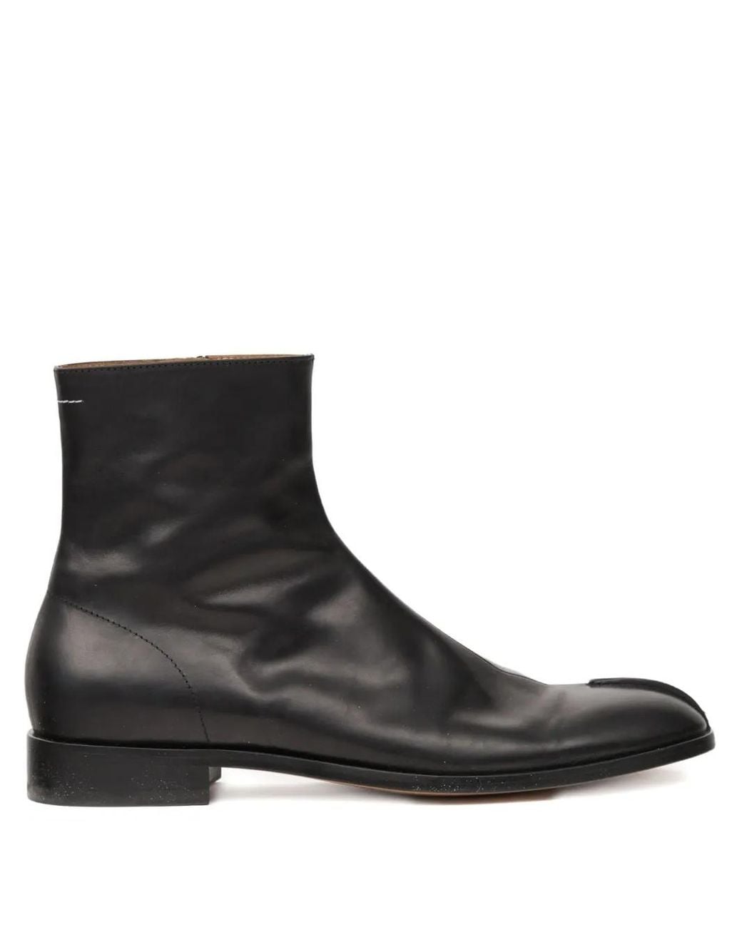 MM6 by Maison Margiela Black Smooth Leather Ankle Boots With Pointed Toe And Zip Closure for men