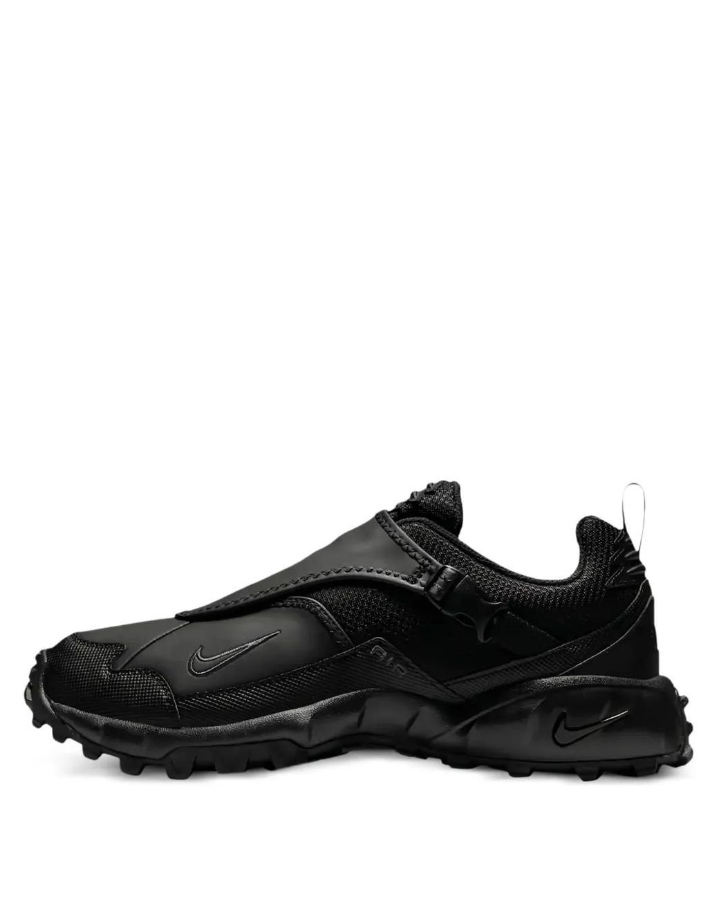 nike trainers with zip at back