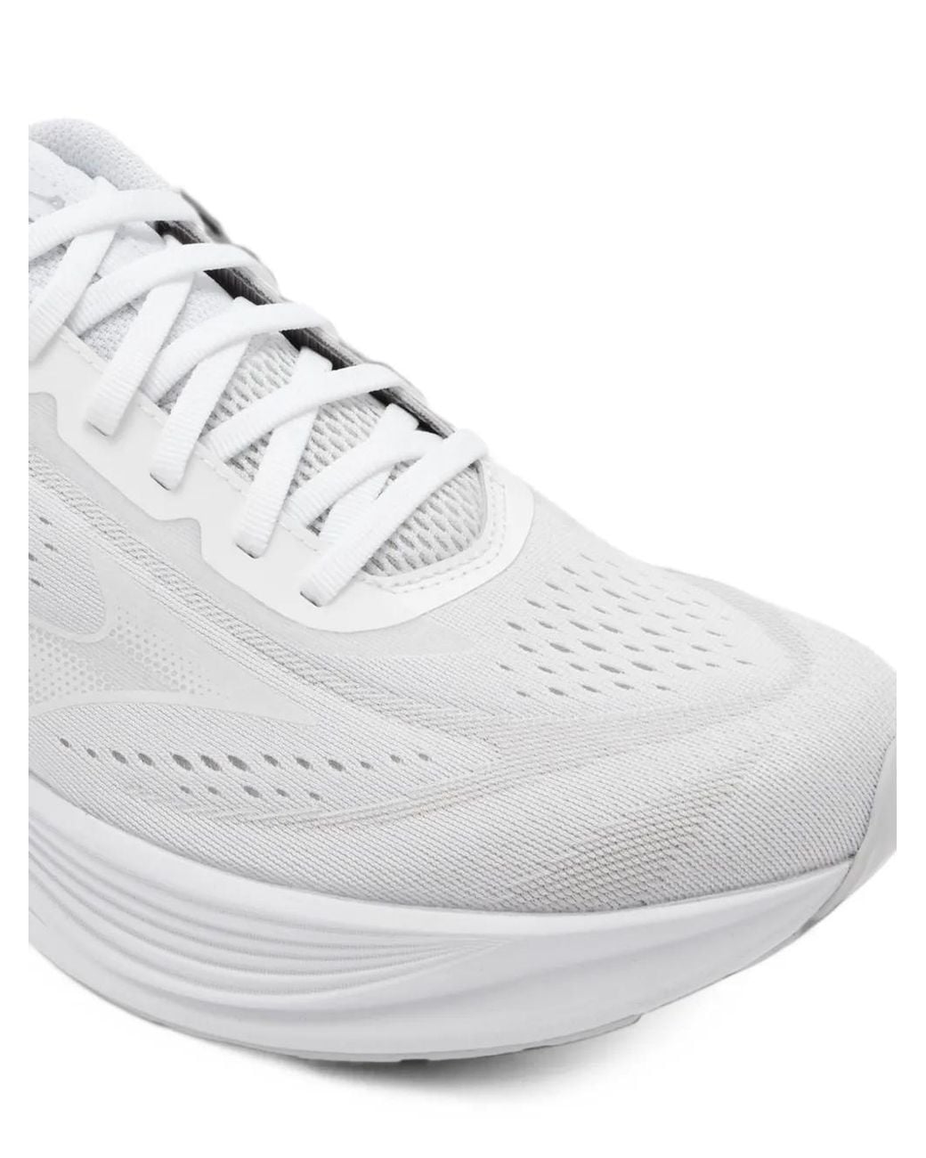 Mizuno White Neo Cosmo 2 Sneakers