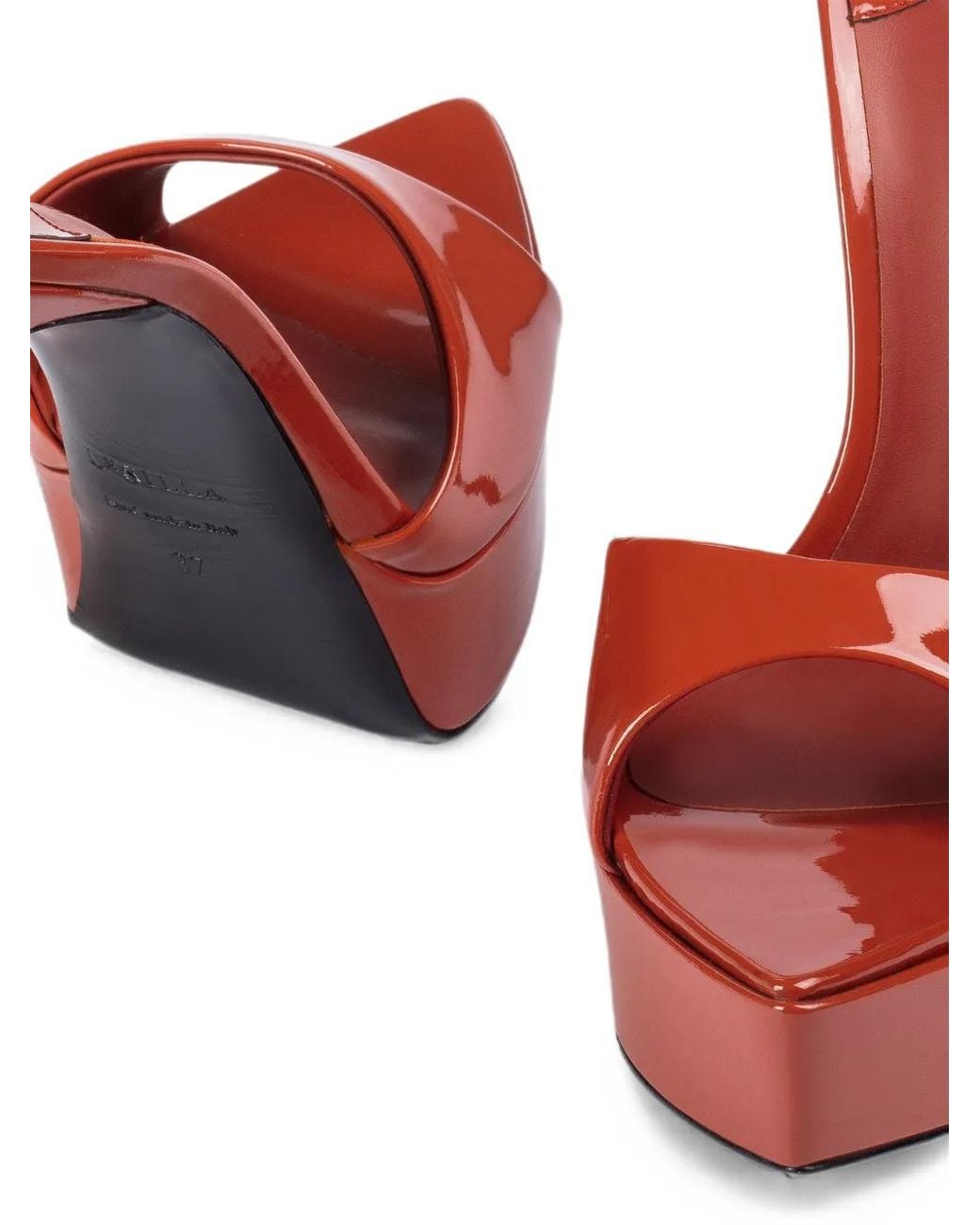 Le Silla Red Sandales Uma À Fini Verni