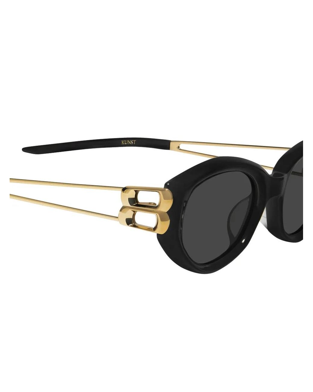 Gentle Monster Black Kunst Cat-Eye Sunglasses