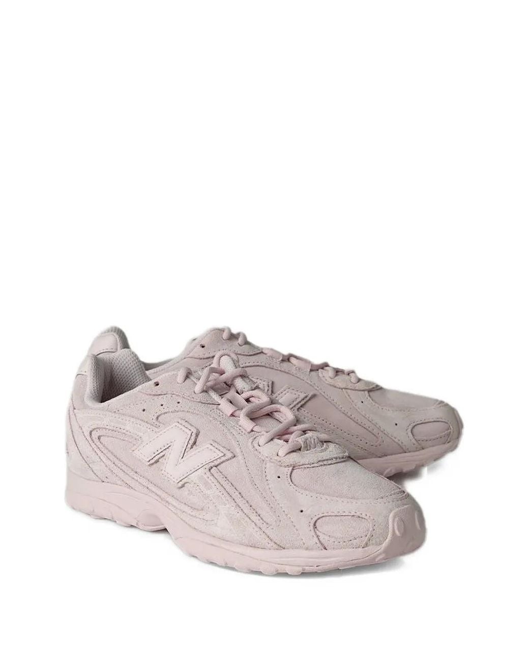 New Balance Pink 204L Sneakers