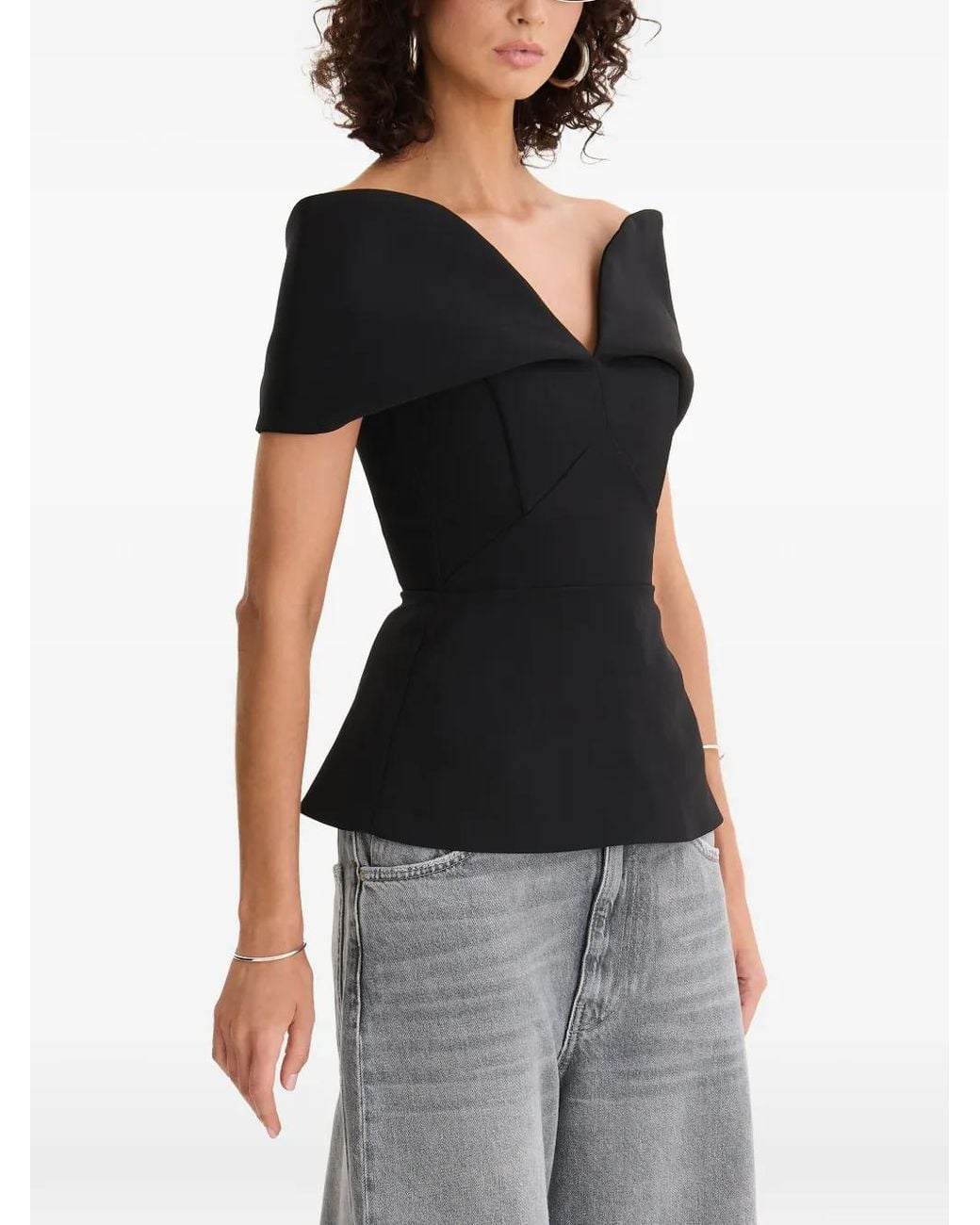 MOOS STUDIO Black Sleeveless Top