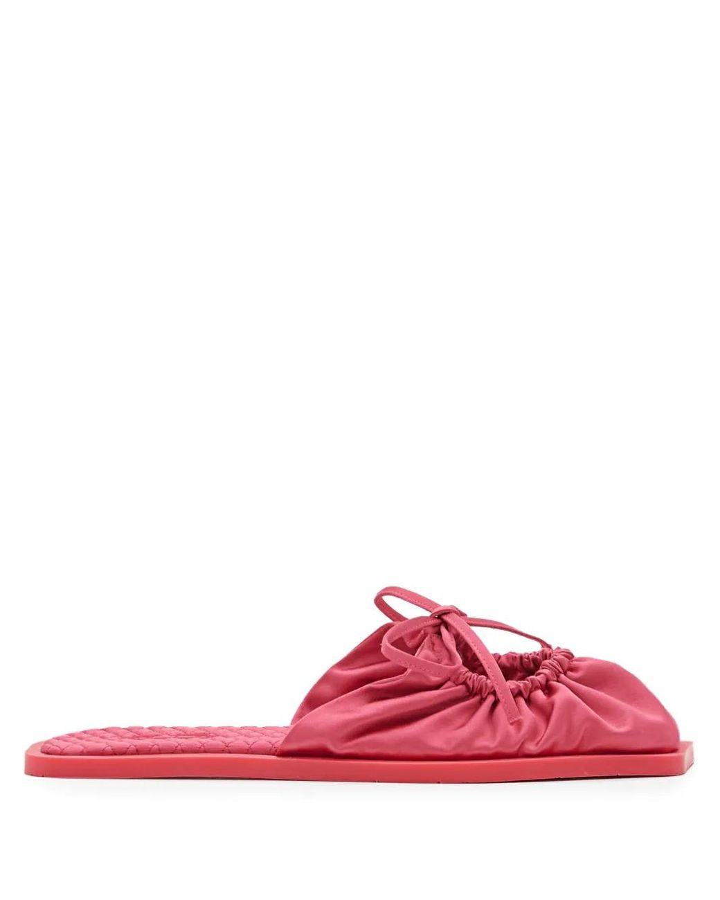 Carlotha Ray Pink Flache Mules Mit Gesteppten Bändern
