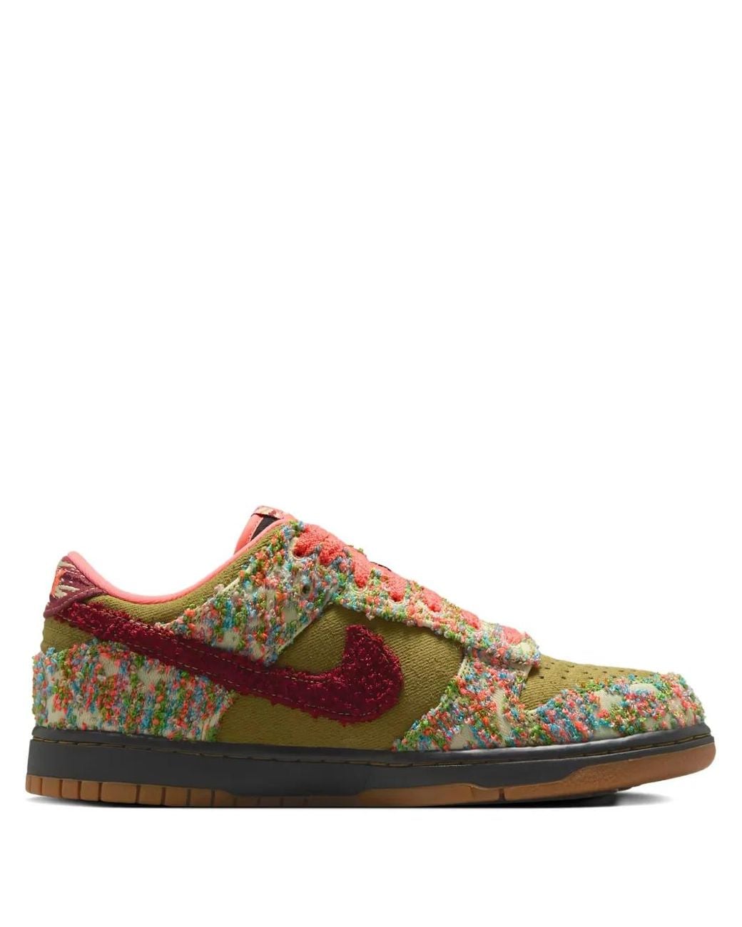 Baskets Dunk Low Nike pour homme en coloris Brown