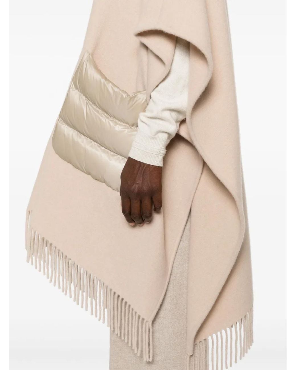 Capa Con Flecos Herno de color Natural