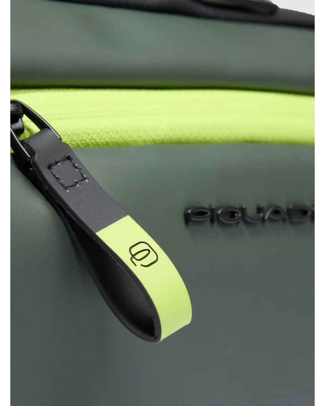 Piquadro Green Water-Resistant Rubberised Toiletry Bag for men