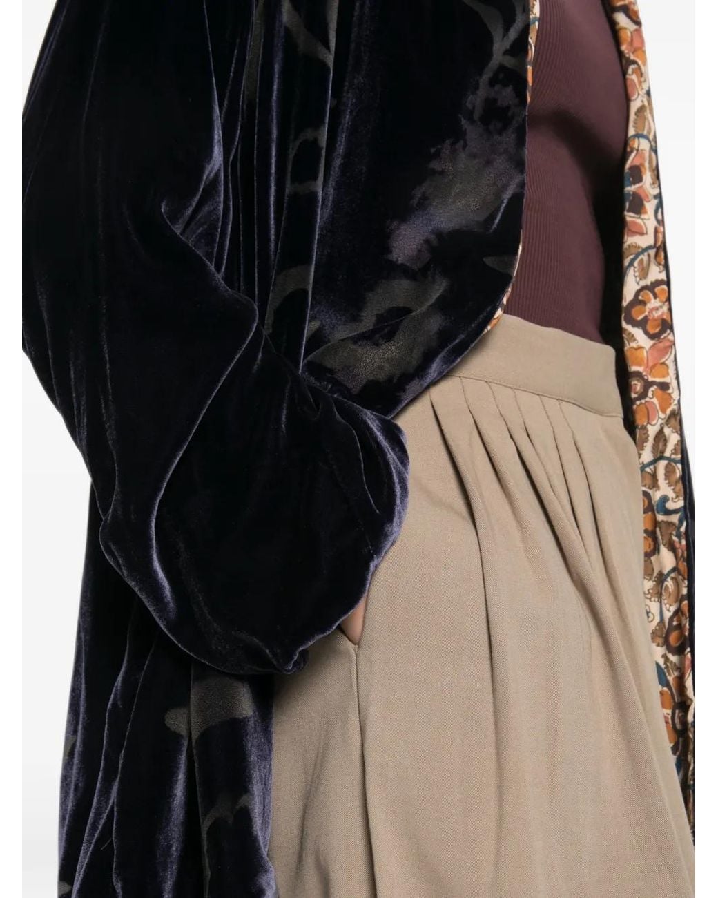 Whyci Black Floral-Print Velvet Cape