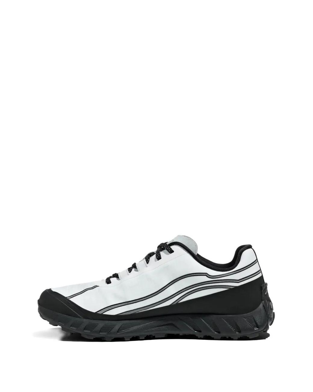 Baskets 002 Trail Norda en coloris Black
