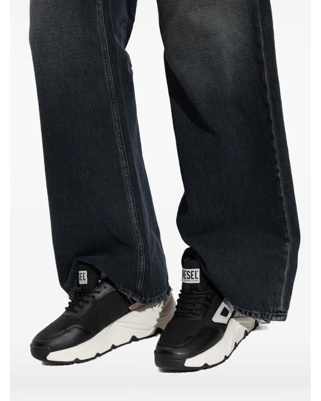 DIESEL White S-Savannah Logo Appliqué Sneakers
