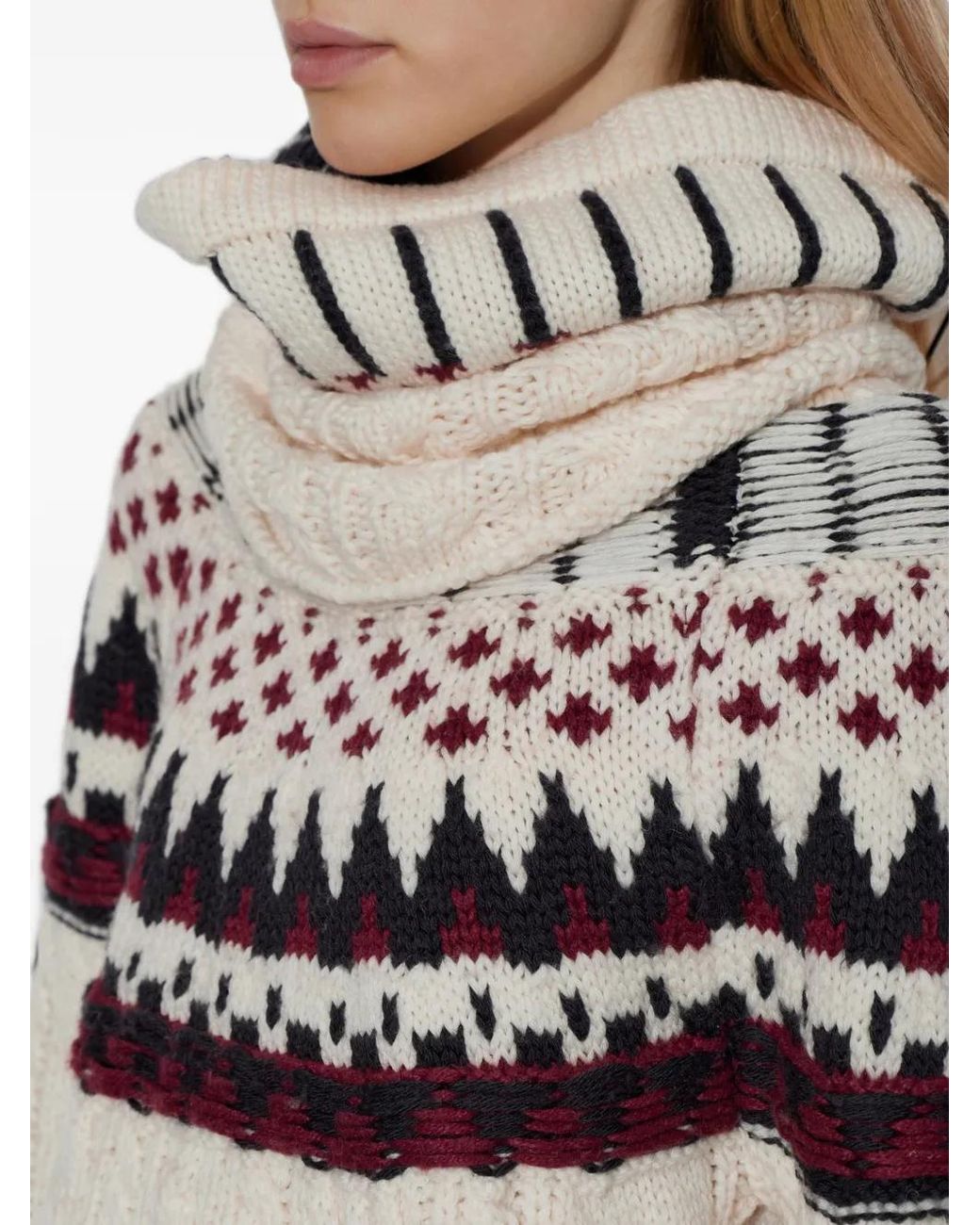 Akep White Cable-Knit Snood