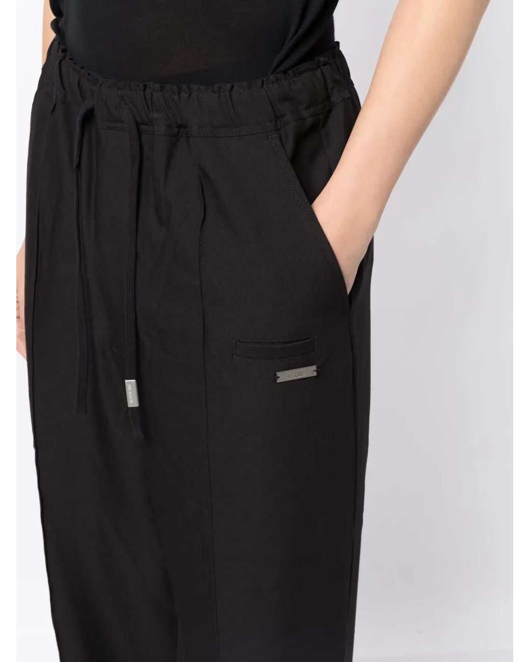 Izzue Black Logo-Plaque Straight-Leg Trousers for men