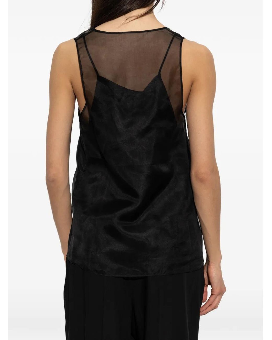 Top Con Cuello En V AMI de color Black