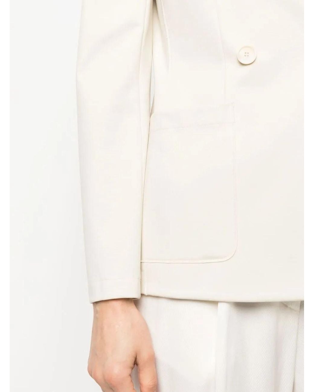 Harris Wharf London Natural Double-Breasted Blazer