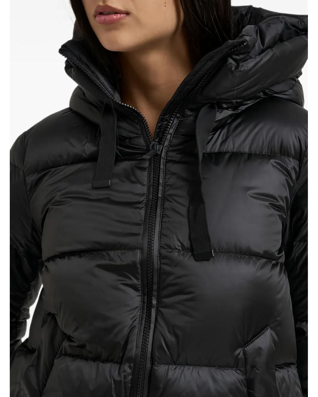 Abrigo Geneva Con Capucha Bomboogie de color Black