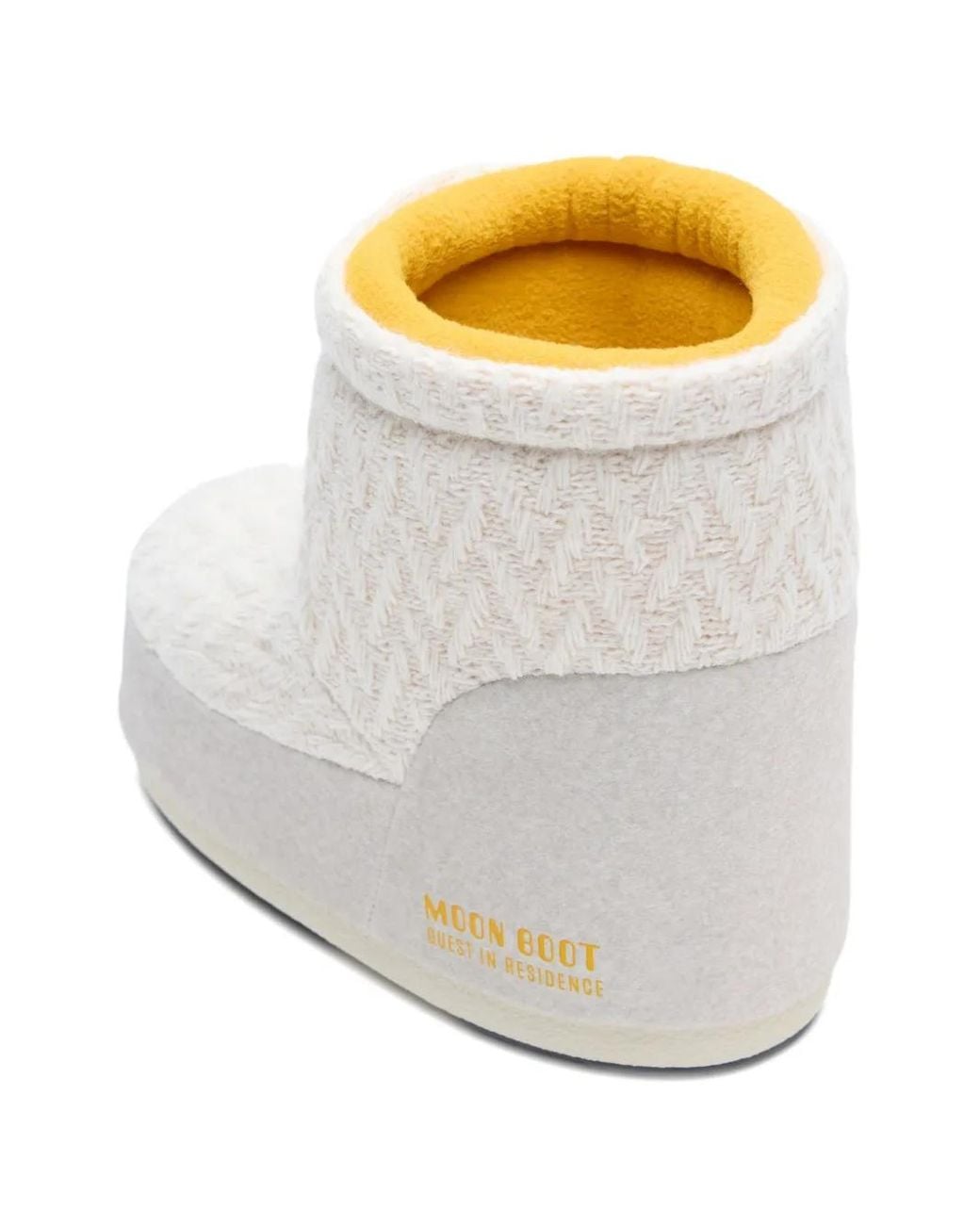 X Guest di Moon Boot in White