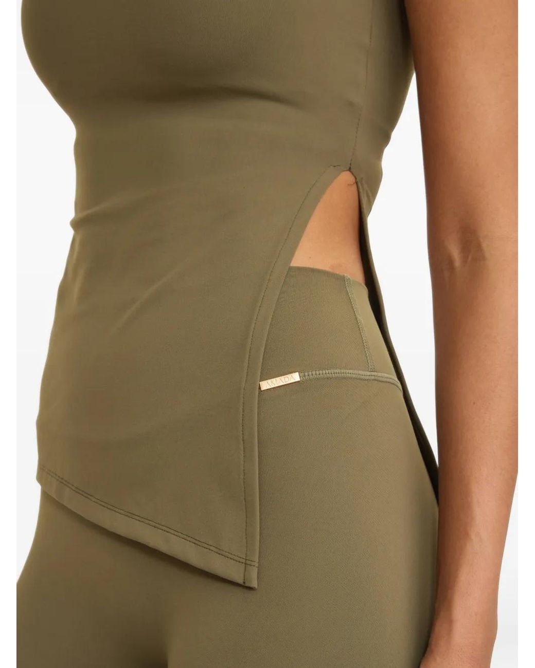 AMADAWEAR Green Capri Logo-Plaque Leggings