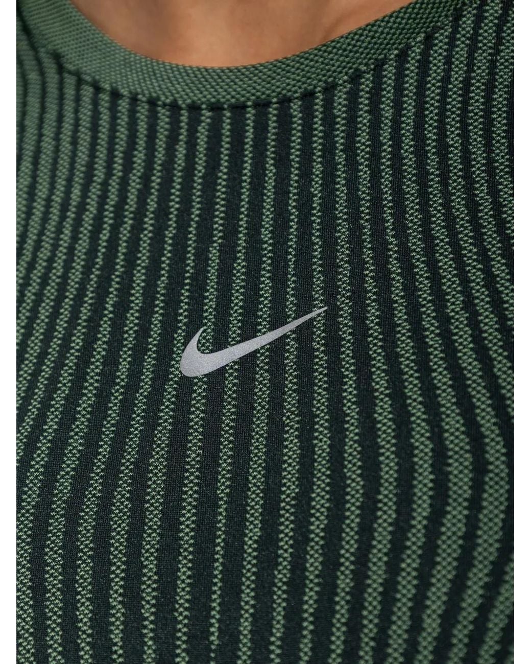 Nike Green T-Shirt Swift Aero-Fit À Logo Imprimé