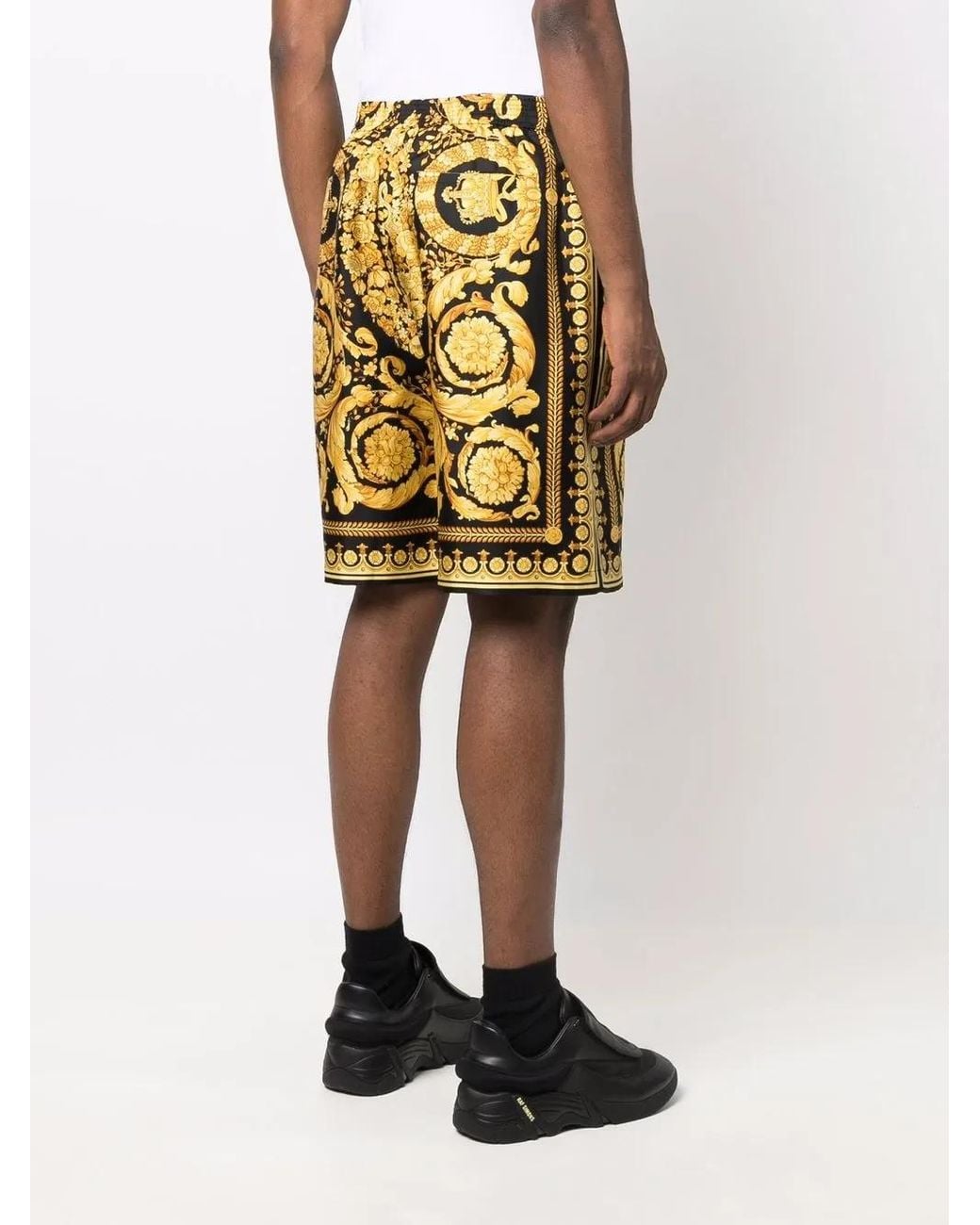 Bermudas Versace pour homme en coloris Yellow