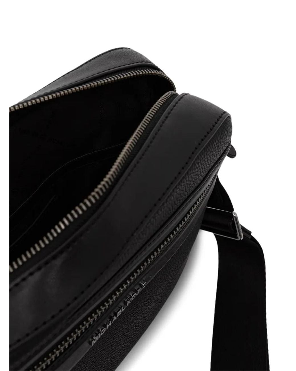 Michael Kors Black Jet Set Logo-Plaque Pebbled Shoulder Bag for men