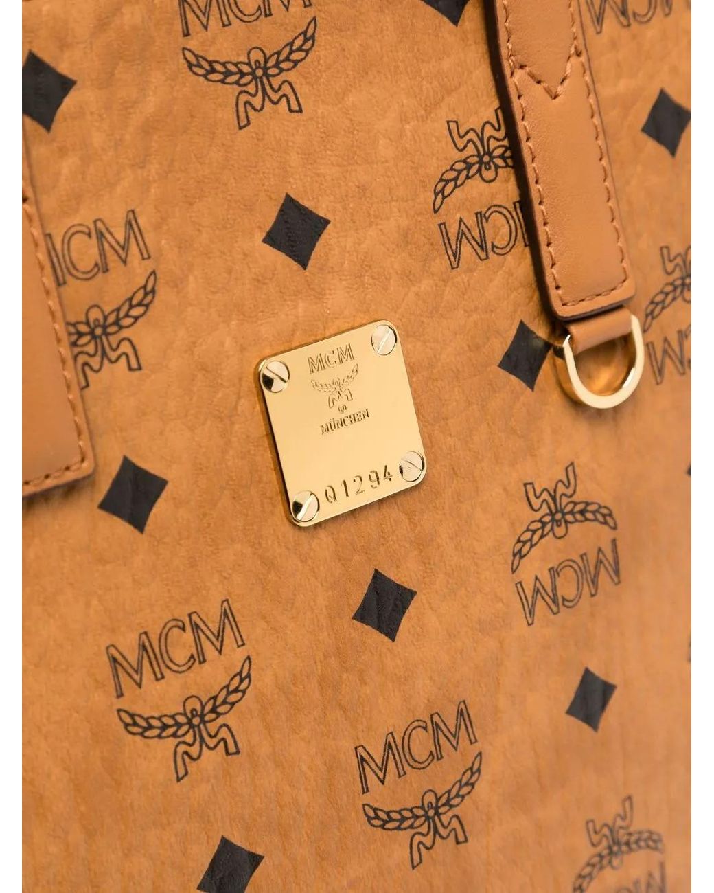 Borsa Tote Aren Piccola Con Monogramma di MCM in Brown