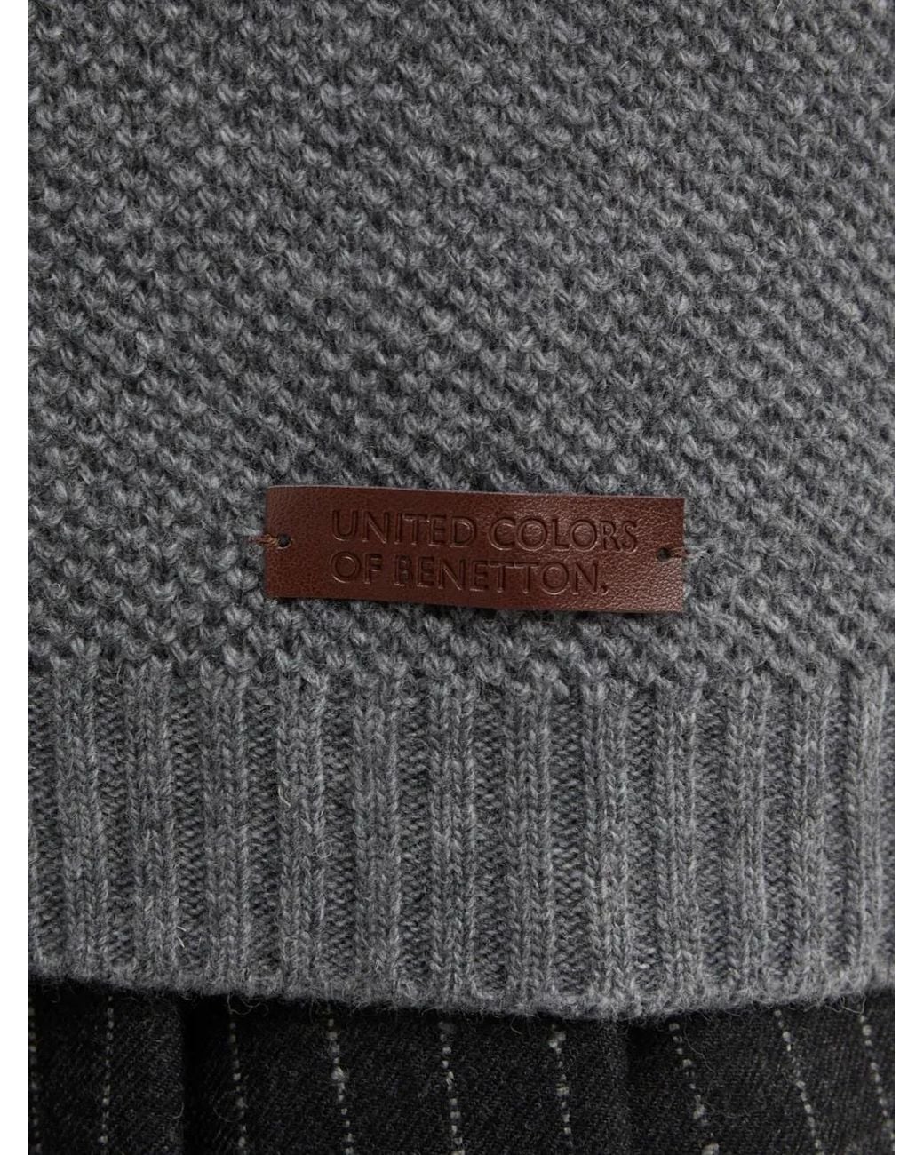 Benetton Gray Buttoned Knitted Vest for men
