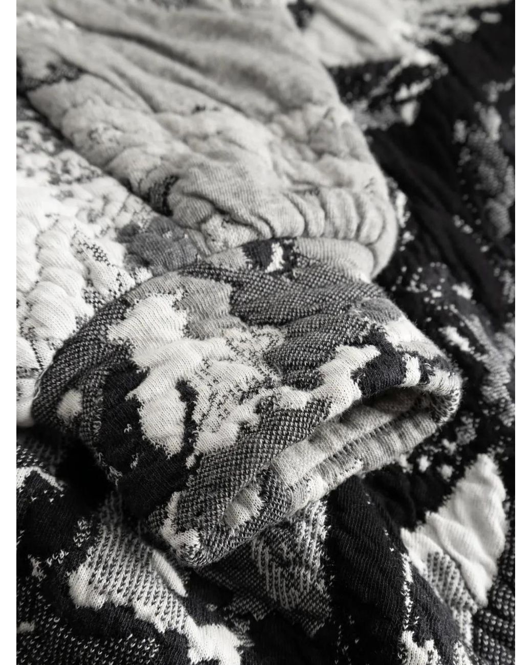 Anntian Gray Horses-Pattern Sweater