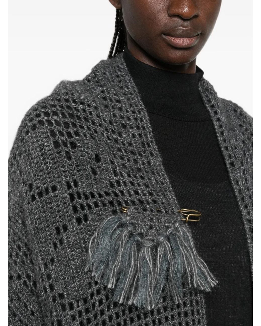 Chiara Is Gray Scialle Coperta Peonia Fringe-Trimmed Crochet Poncho