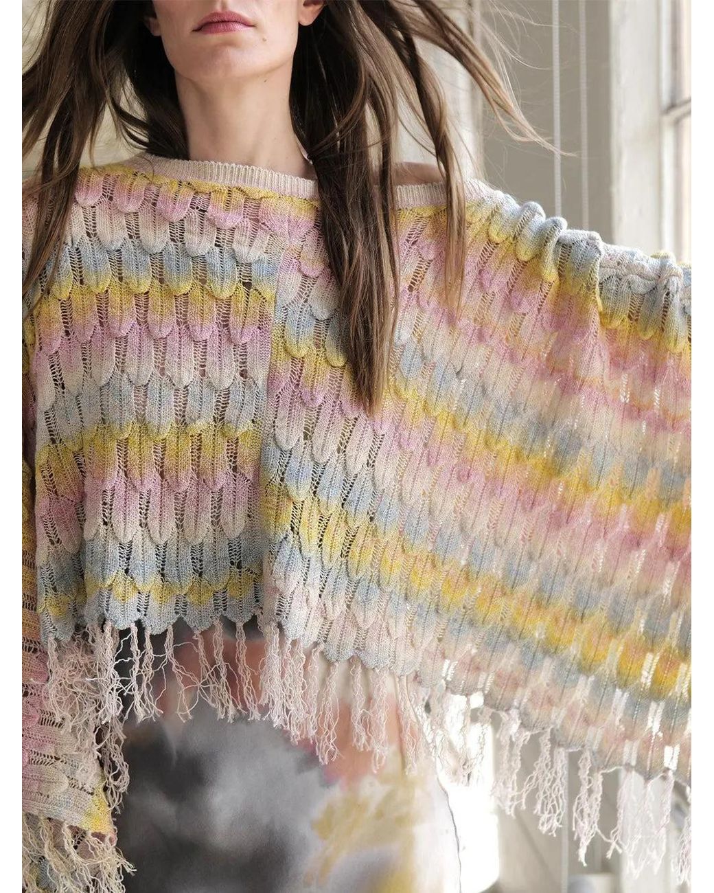 Le Superbe White Gaban Fringed Poncho