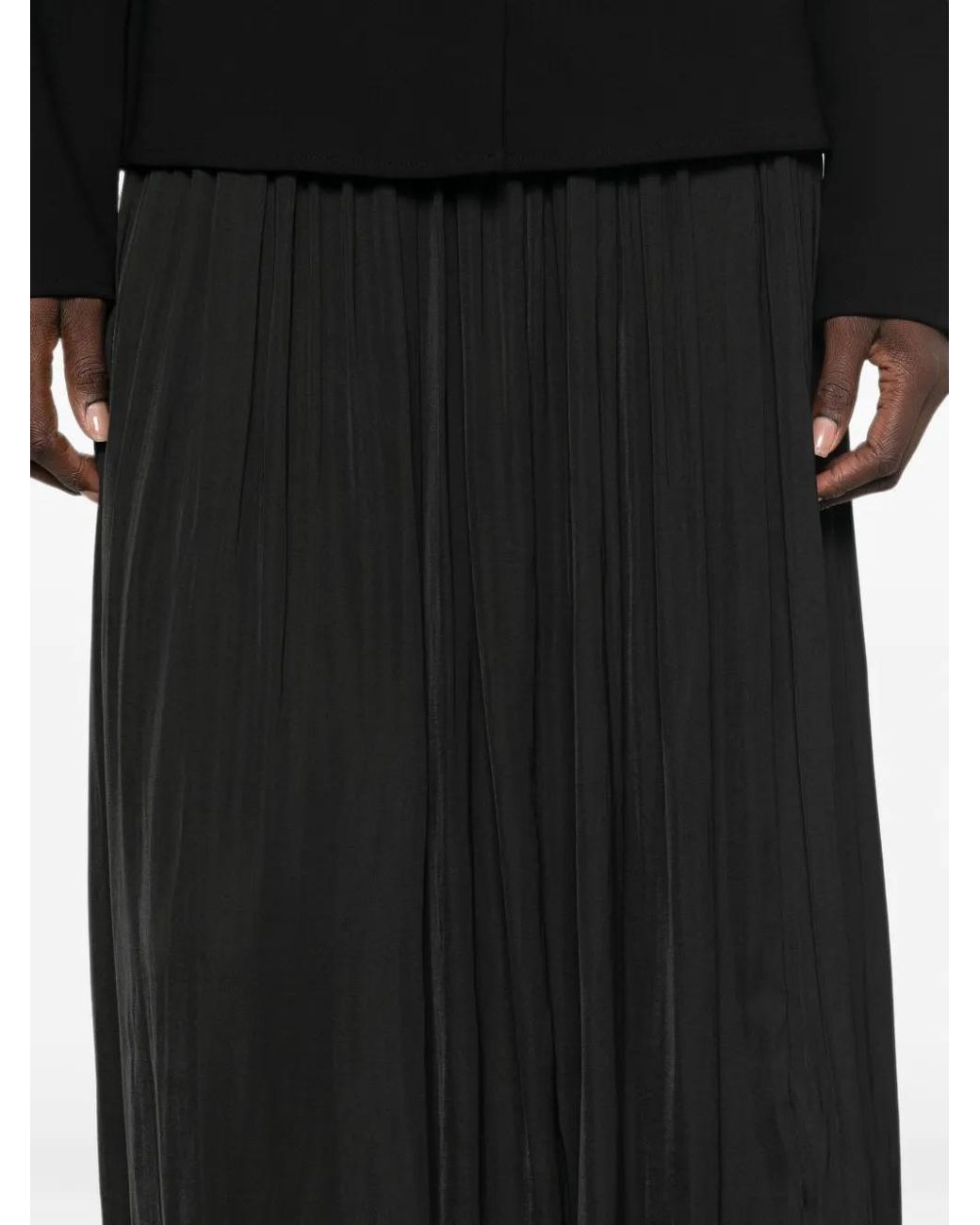 MAISON 123 Black Pleated Skirt