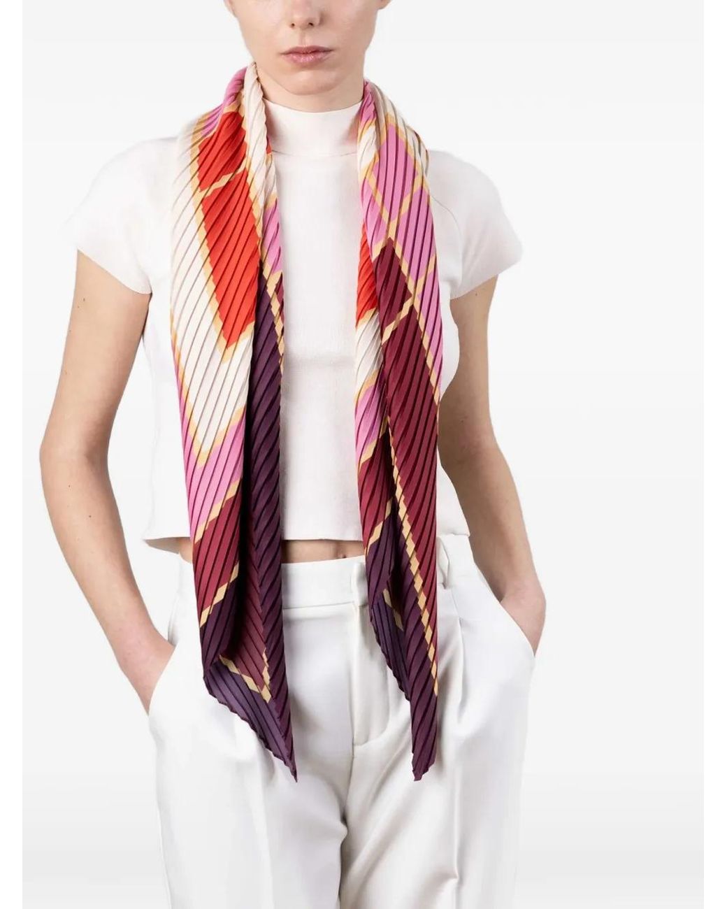 MULTITUDES BAGS Red Era Geometric-Print Pleated Scarf