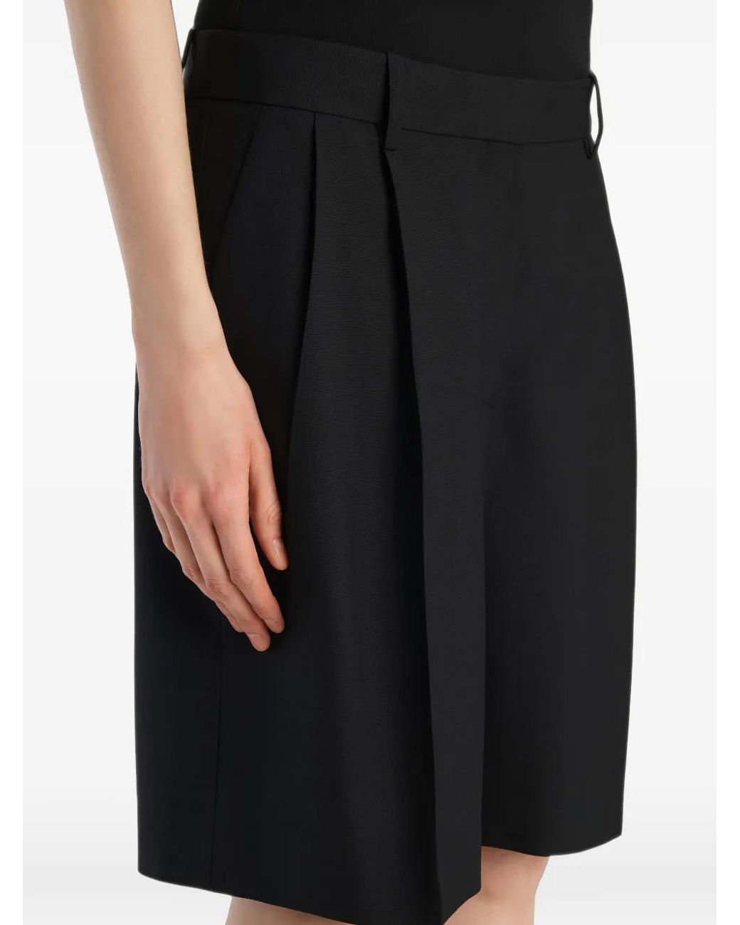 Khaite Black Belt-Loop Shorts With Buttoned Closure, Size 2, 100% Virgin Wool