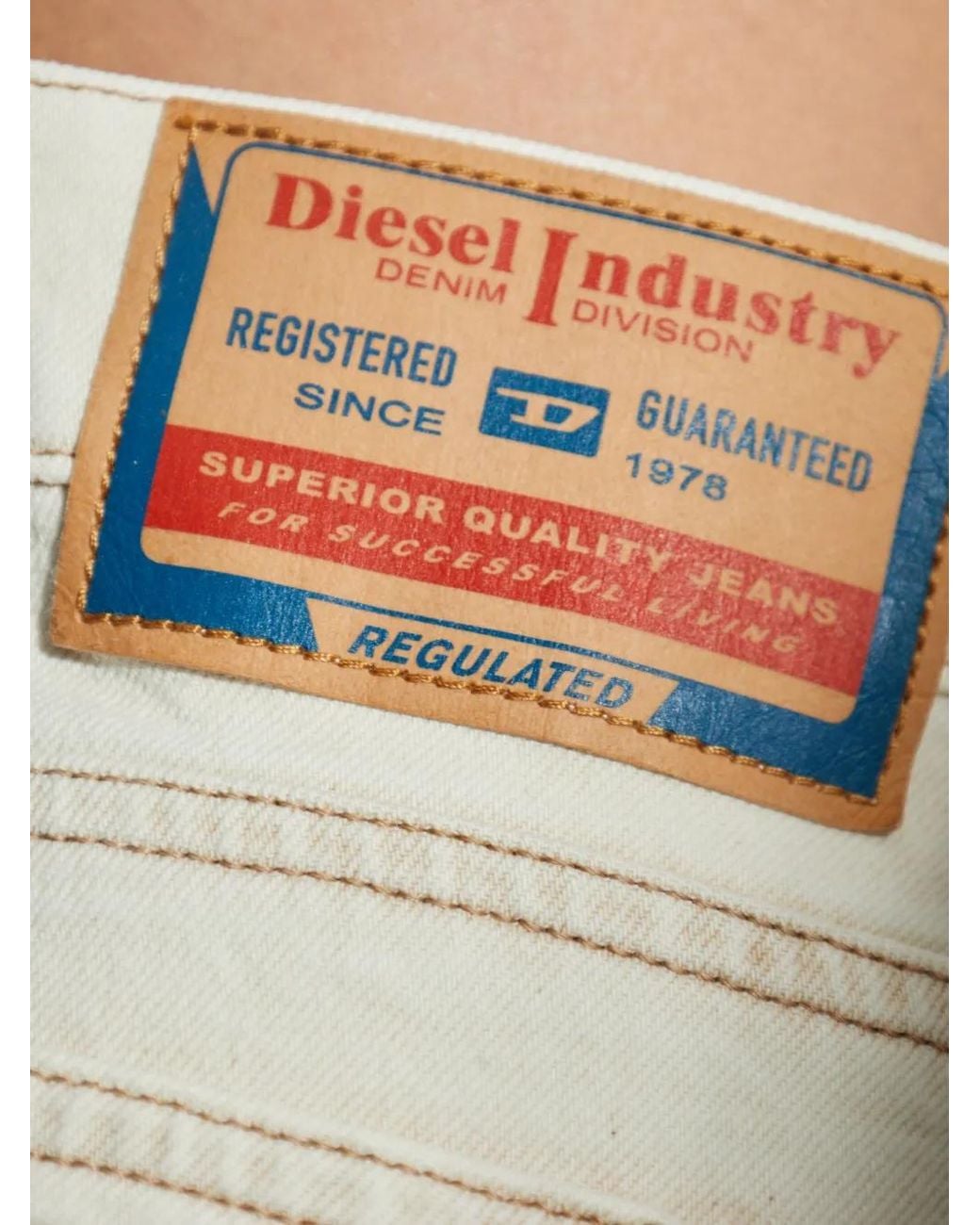 DIESEL D-Akemi Jeans in het White