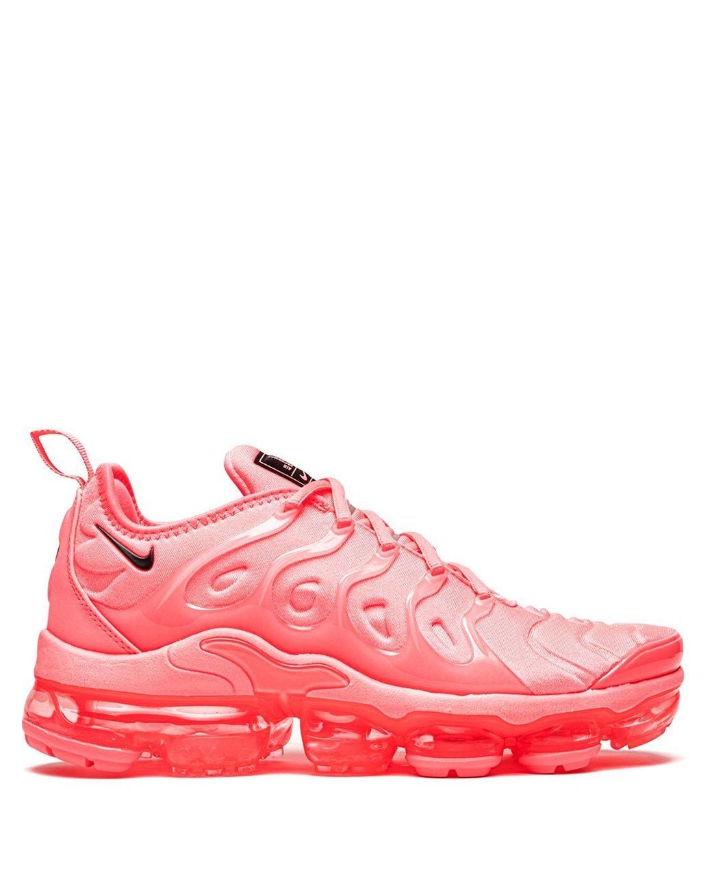 all red vapormax plus