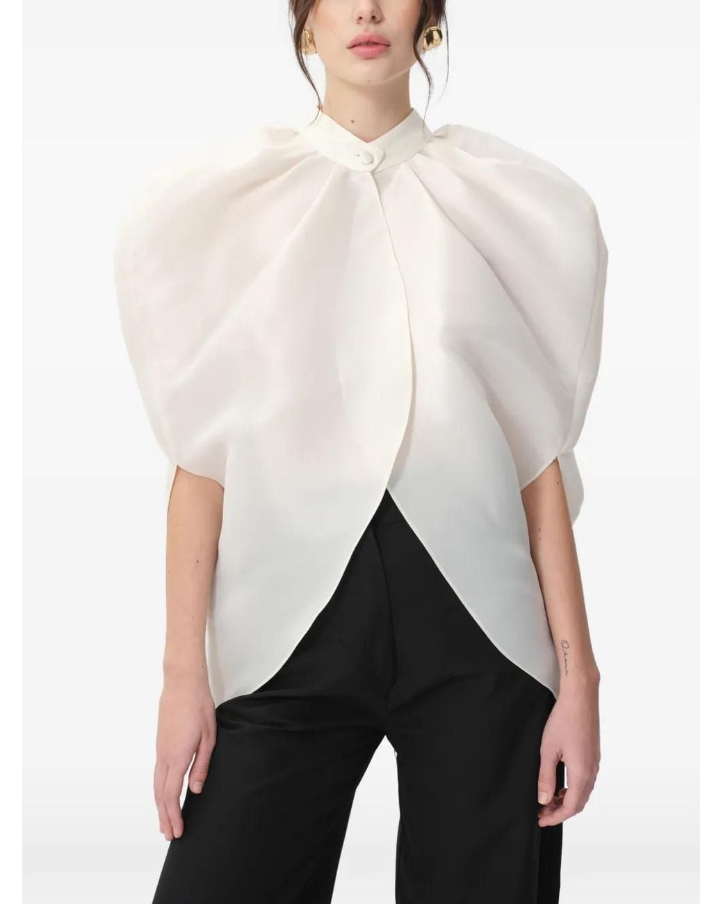Blusa Sage Estilo Capa Concepto de color White
