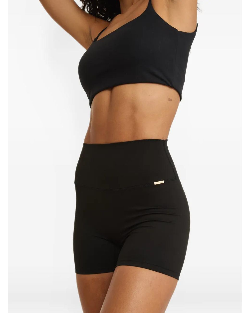 AMADAWEAR Black Una Scoop-Neck Sports Bra