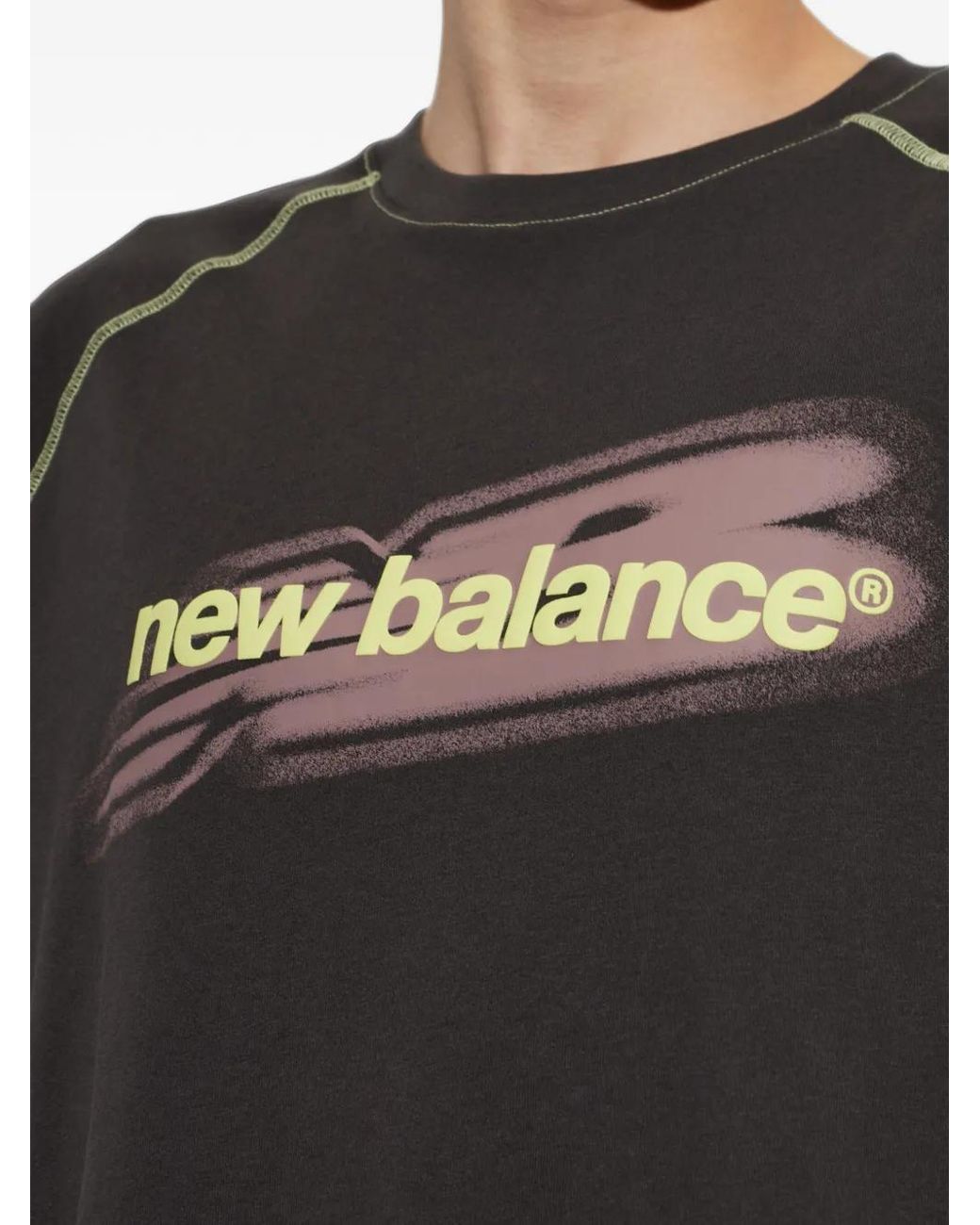 New Balance Black Logo-Print Raglan-Sleeve T-Shirt for men