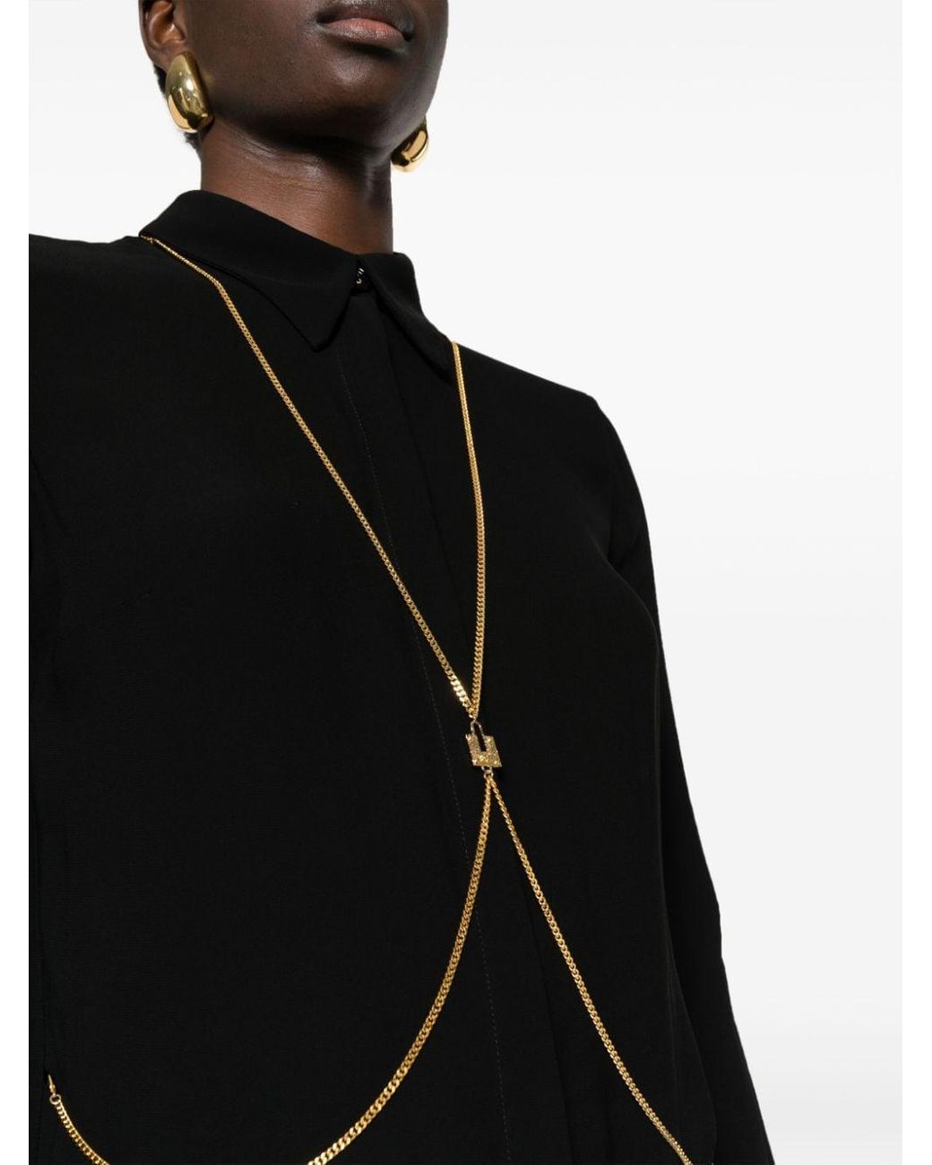 gold chain black shirt