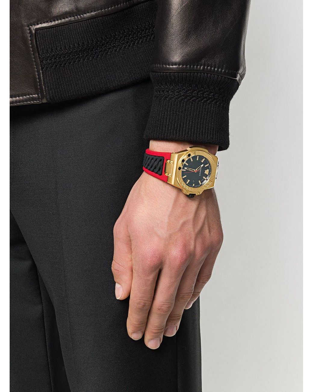 Versace chain 2025 reaction horloge