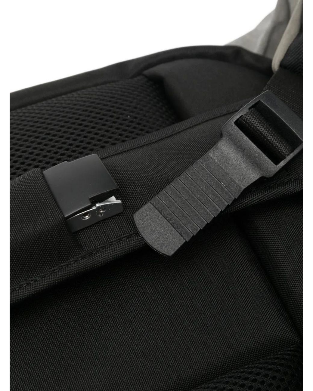 Côte&Ciel Gray Reflective-Finish Zip-Fastening Backpack