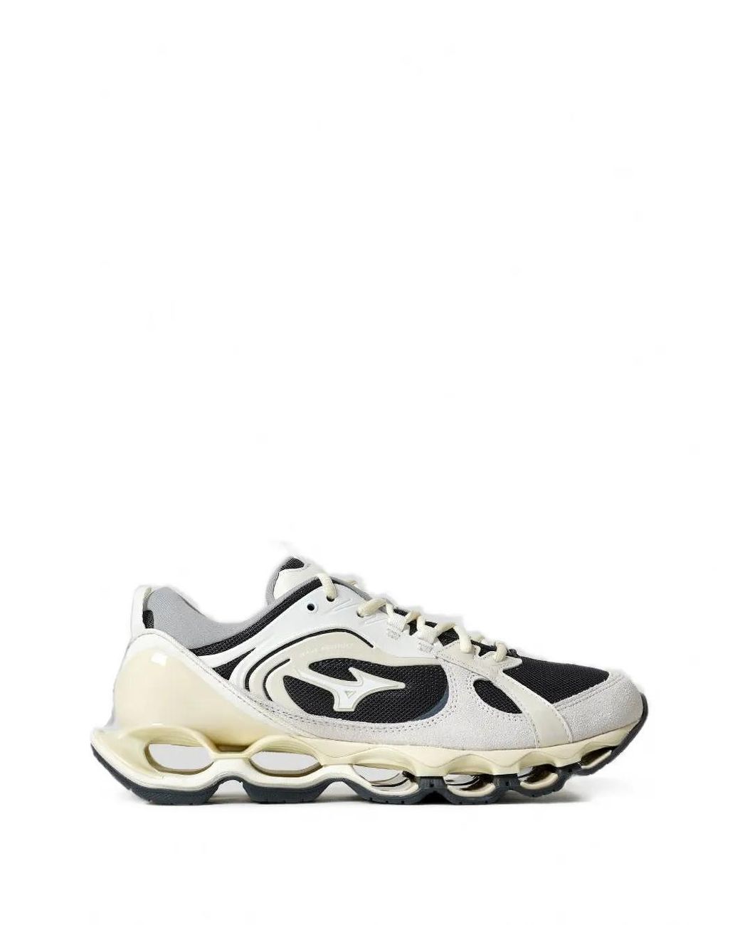 Mizuno White Baskets Wave Prophecy Beta 2