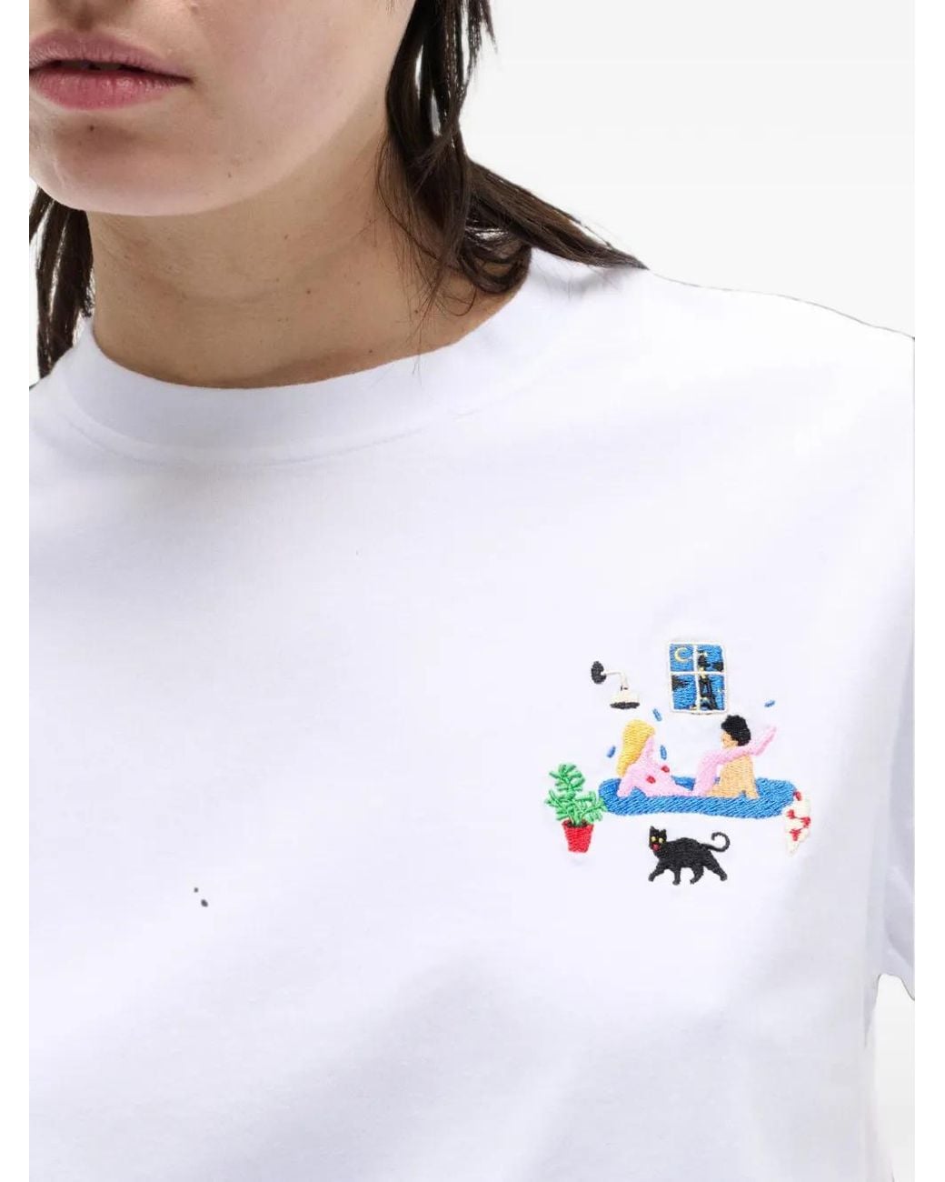 Carne Bollente White Rear Window Embroidered T-Shirt