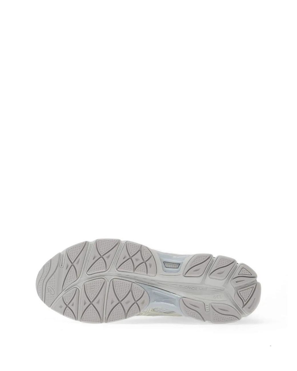 Asics White Baskets Gel-Cumulus 16 for men
