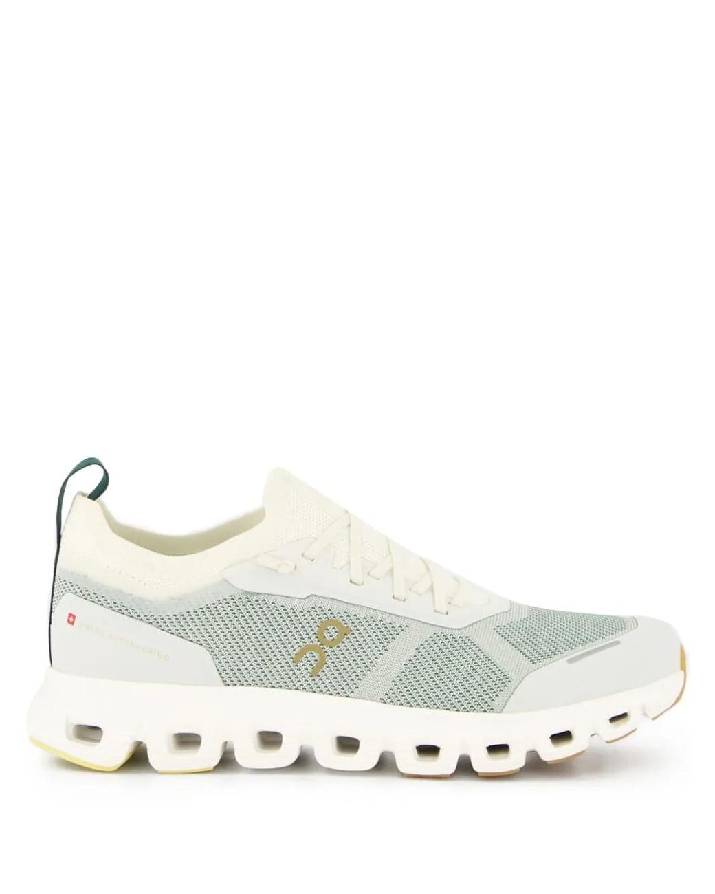 On Shoes White Cloud 6 Versa Sneakers