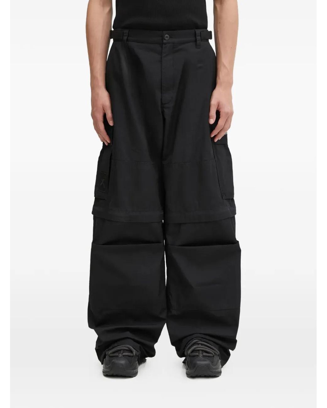 032c Black Multiple-Pockets Cargo Pants for men