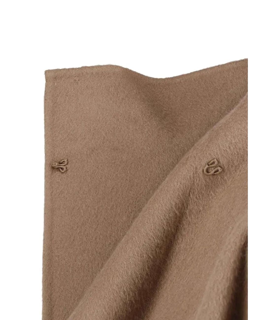 Almada Label Natural High-Neck Concealed-Fastening Coat