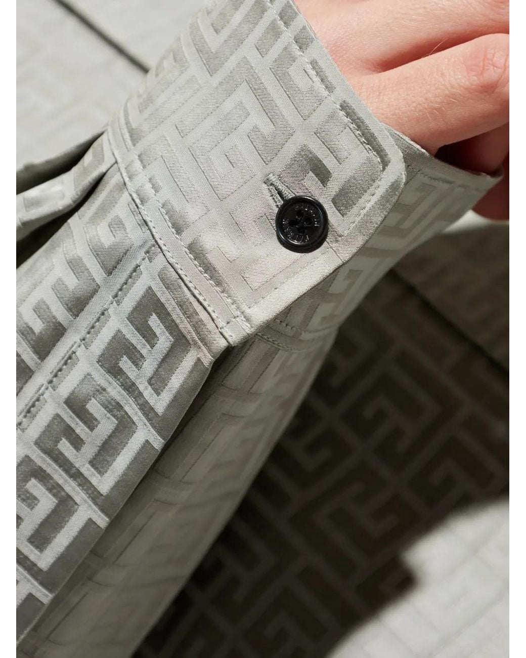 Camisa Con Monograma En Jacquard Balmain de hombre de color Gray